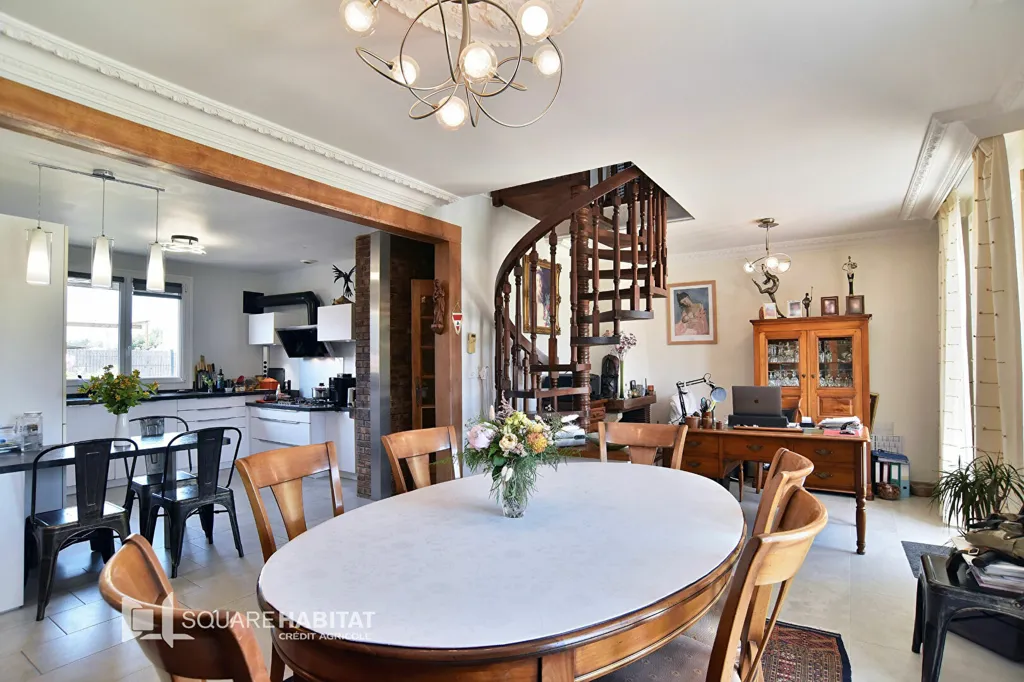 Söögituba - House with Indoor Pool in Plerguer
