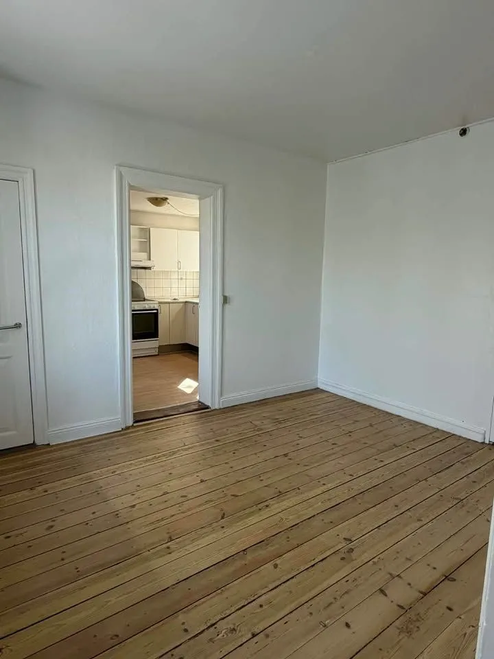 Toad - Apartment with Garden Access in Randers SØ