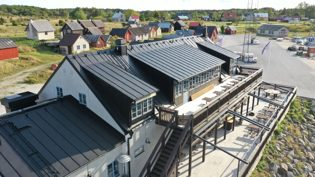 Õhuvaade - Commercial Property with Sea View in Herrvik