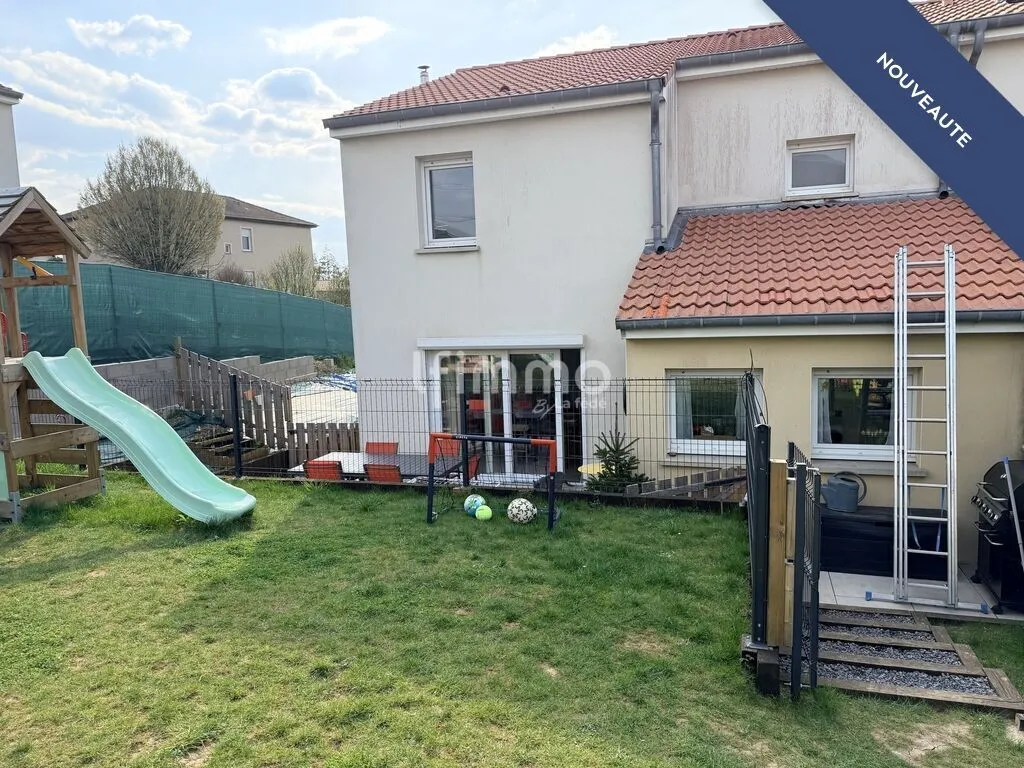 Jardin - Maison avec Terrasse à Helstroff
