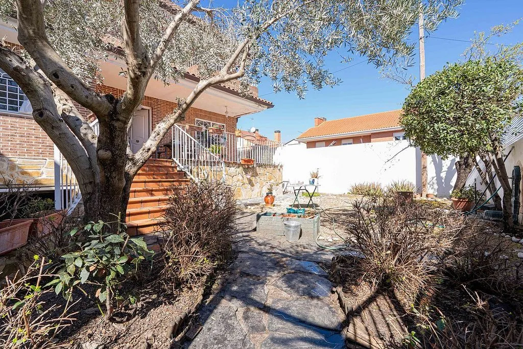Giardino - Detached Chalet with Garden in Valdebebas