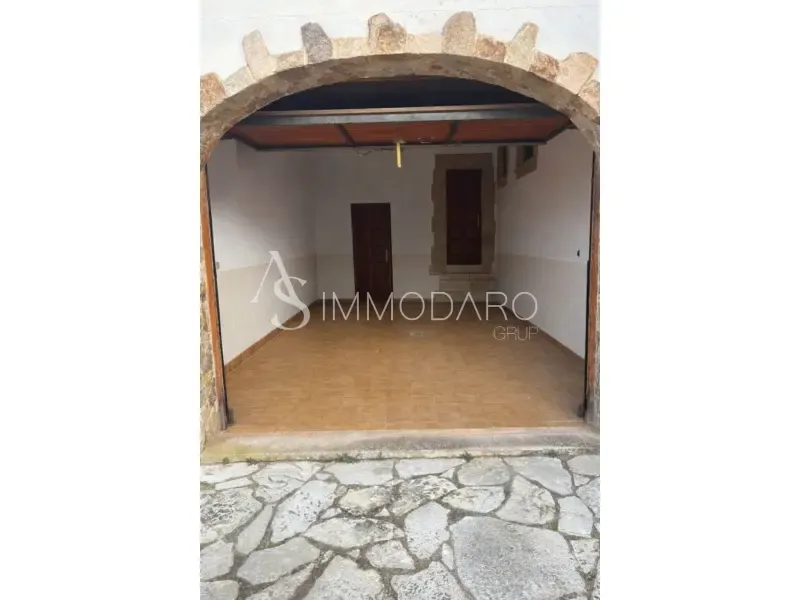 Garage - Chalet with Mountain Views in Golf Costa Brava