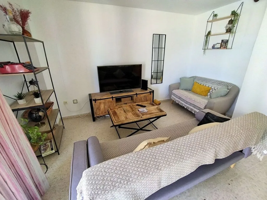 Wohnzimmer - Apartment with Sea Views in Valdelagrana