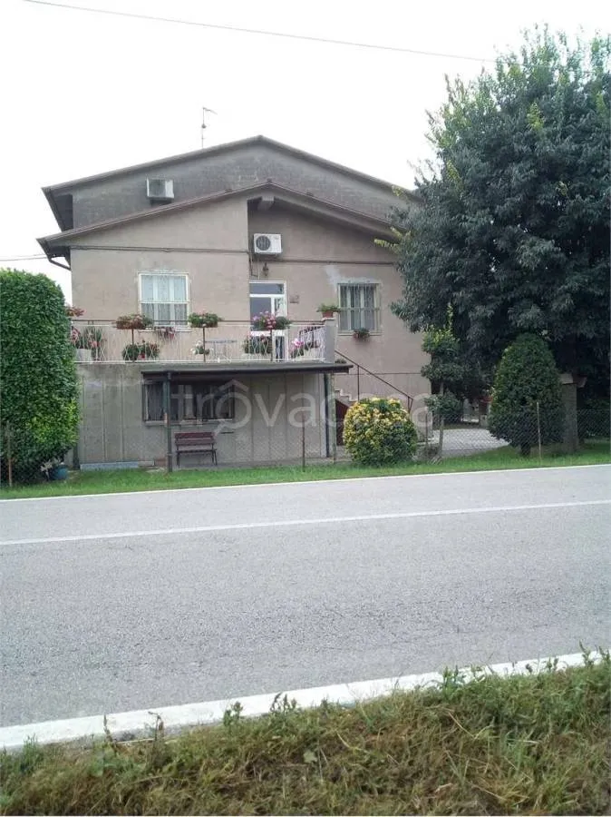 Extérieur - Bifamiliar Villa with Terrace near Argenta