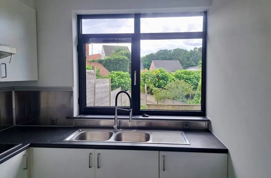 Cuisine - Maison avec 2 Appartements et Terrasse à Herentals