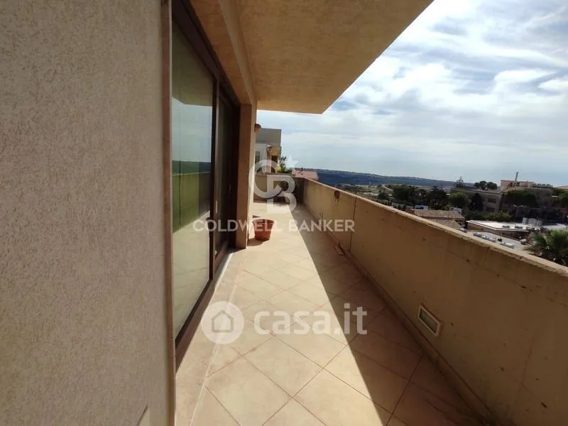 Rõdu - Panoramic Attico with Terrace in Ragusa
