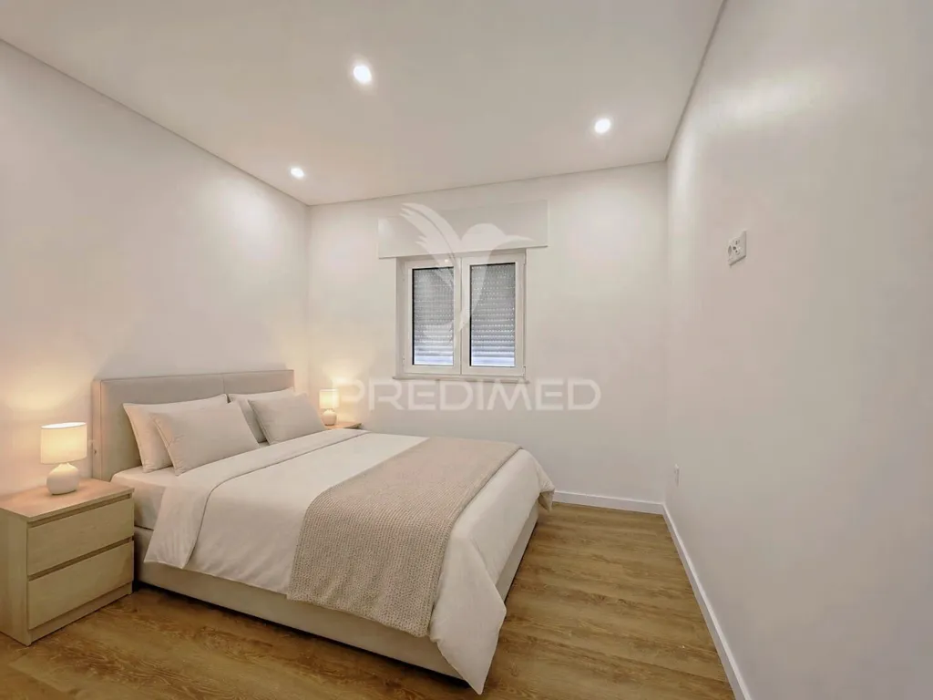 Magamistoad - Remodelled T3 Apartment with Central Location in Coruche