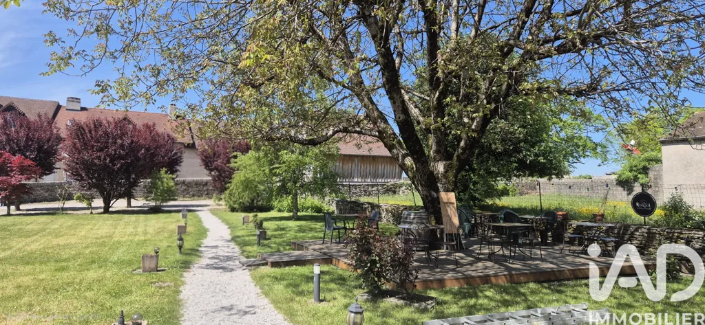 Jardin - Demeure du XVIIe Siècle à Château-Chalon