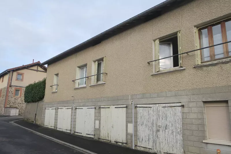 Extérieur - Appartement T2 à Rénover à Maurs
