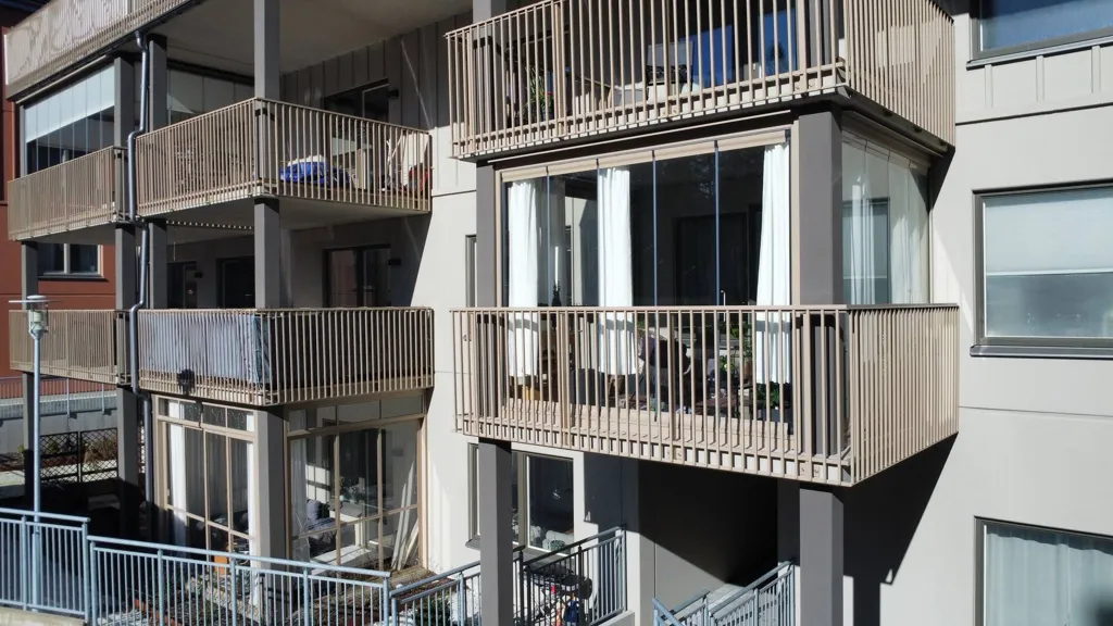 Balcon - Two-Bedroom Flat with South-Facing Balcony in Kungälv