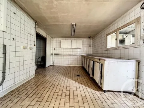 Buanderie - Local de 119 m² pour Stockage ou Bureaux à Belfort