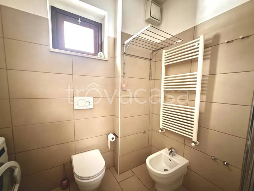 Salles de bain - Modern Studio with Terrace in Moncalieri