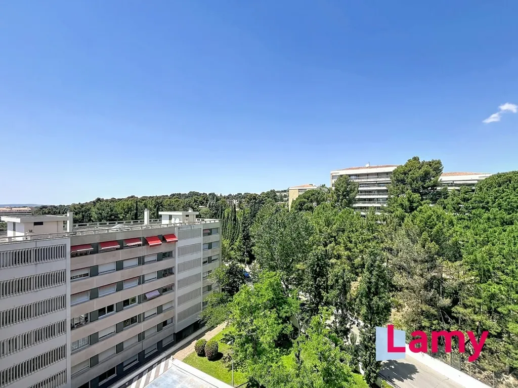 Balcon - Appartement avec Vue Dominante au Dernier Étage à Aix-en-Provence