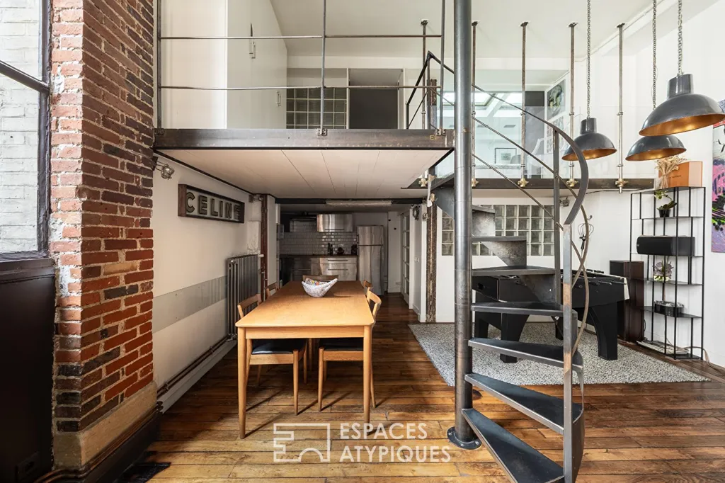 Salle à manger - Loft Industriel au Cœur de la Rue Martel