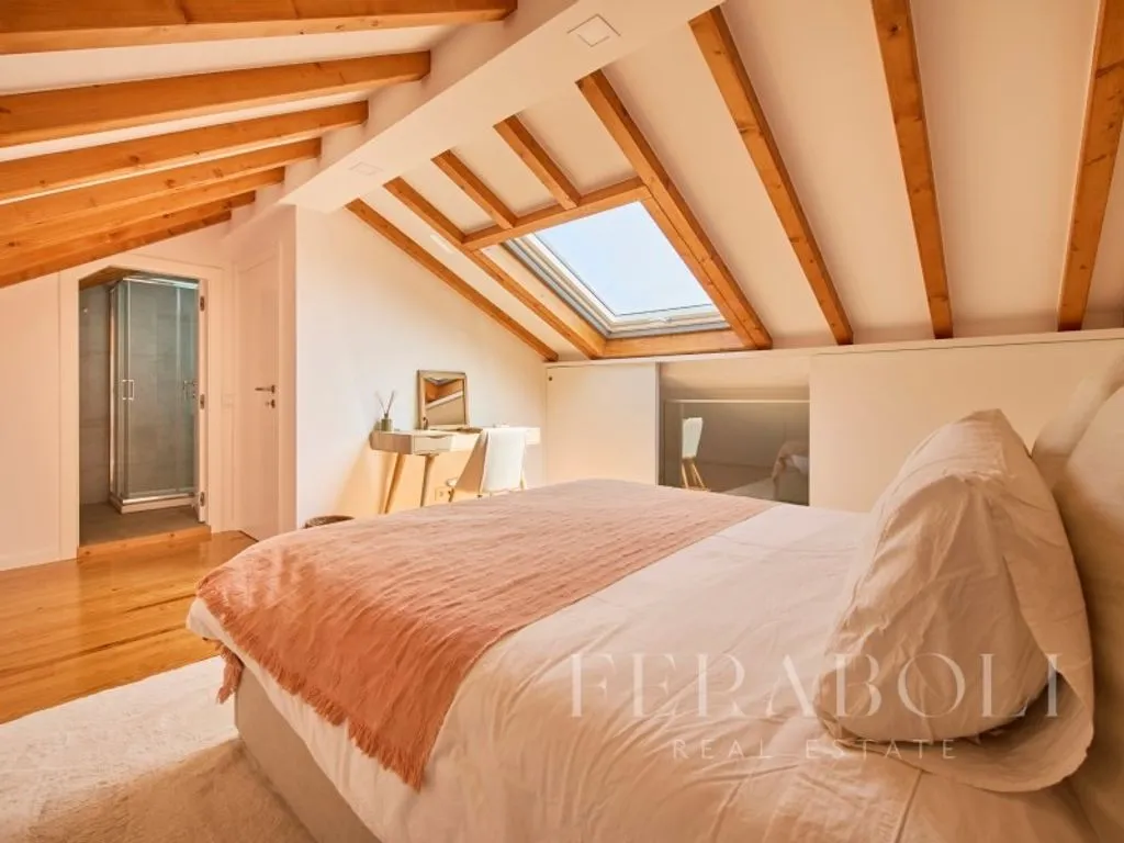 Pièces - Luxury Duplex Flat with River View in Lisbon
