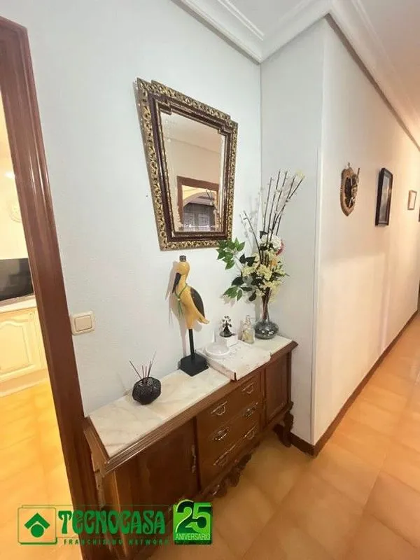 hallway_entrance