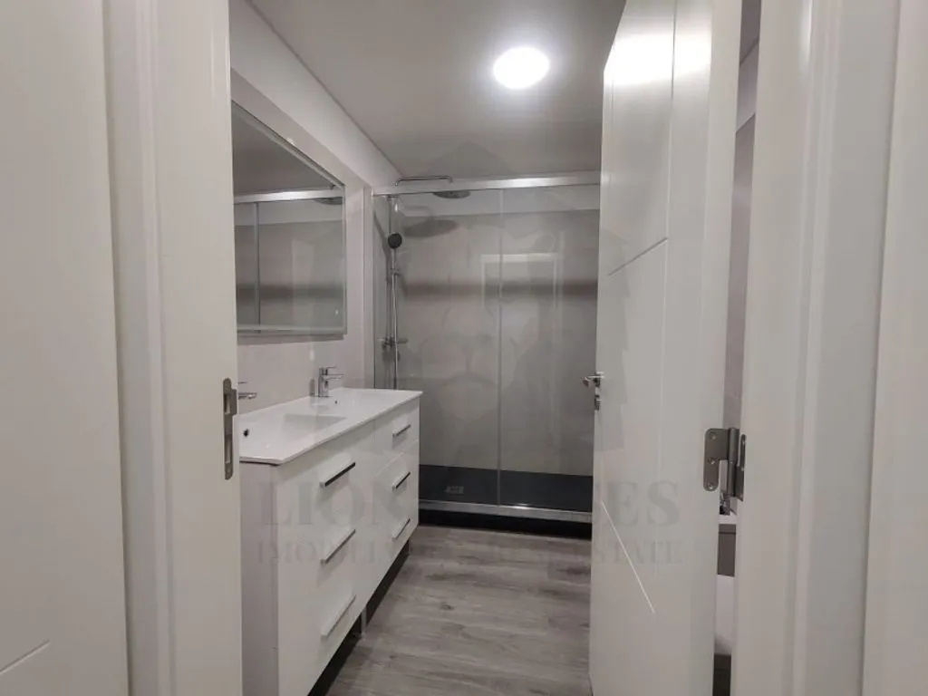 Bagni - Luxury T2 Flat with Sea View in Sesimbra