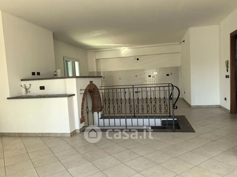 Esik - Office Space with Terrace in Calcinaia