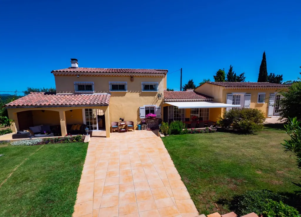 Extérieur - Maison avec Vue Montagnes et Piscine à Bédarieux