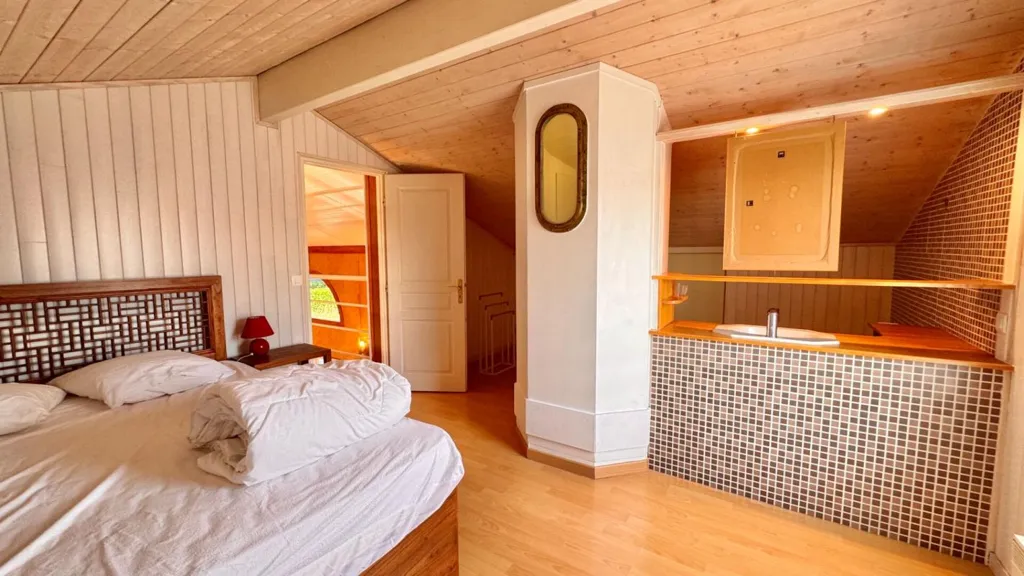 Chambres - Villa Atypique avec Piscine à Lege