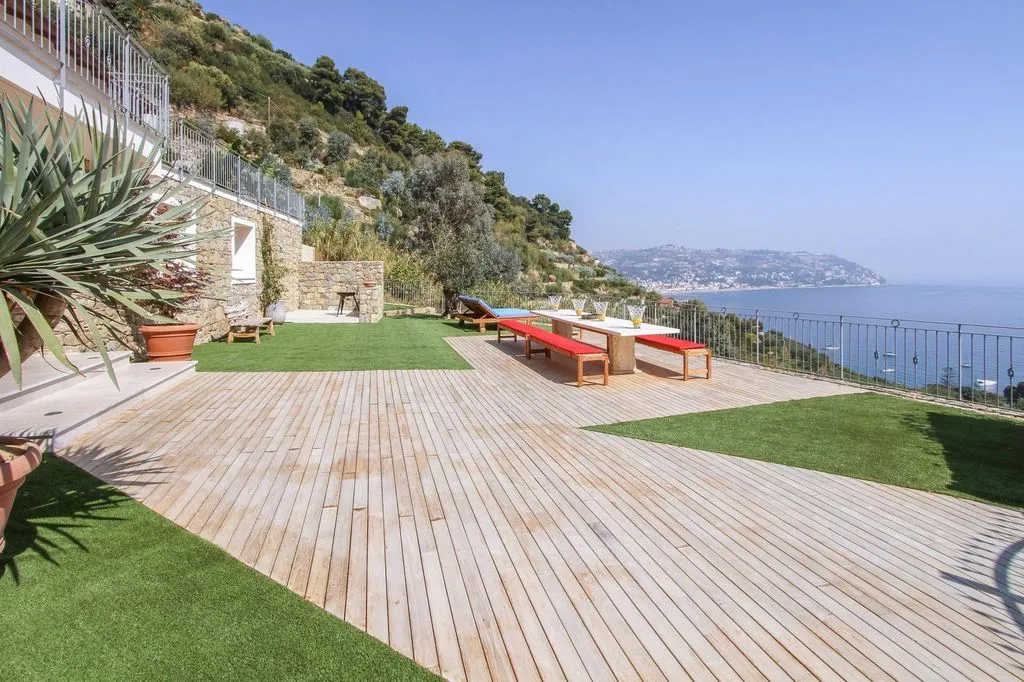 Terrass - Luxury Villa with Sea View in Bordighera