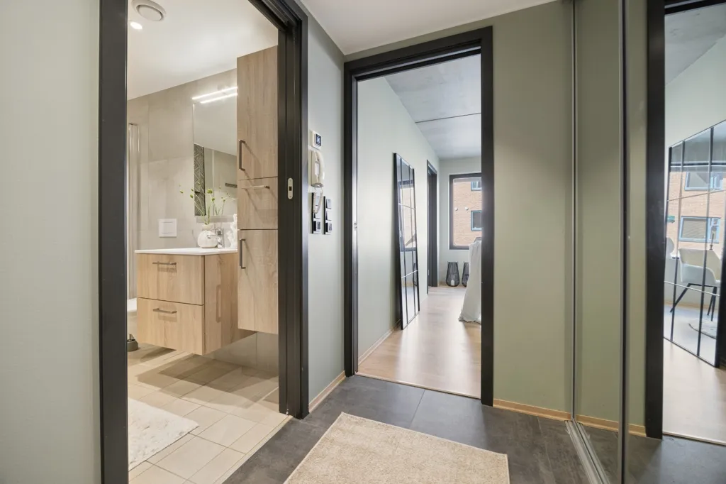 Entrée - Modern 2-Bedroom Flat with Lift in Trondheim
