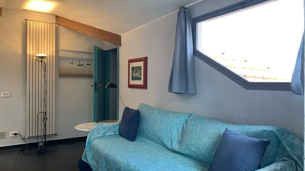 Séjour - Studio Apartment with Sea View in Noli