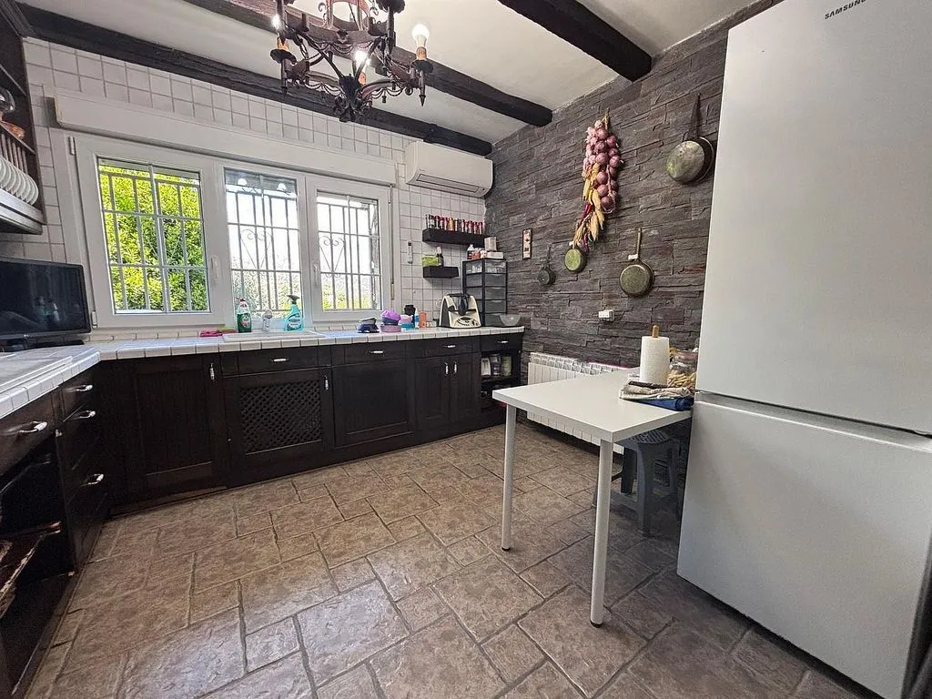 Kitchen - Chalet with Pool and Terrace in El Boalo