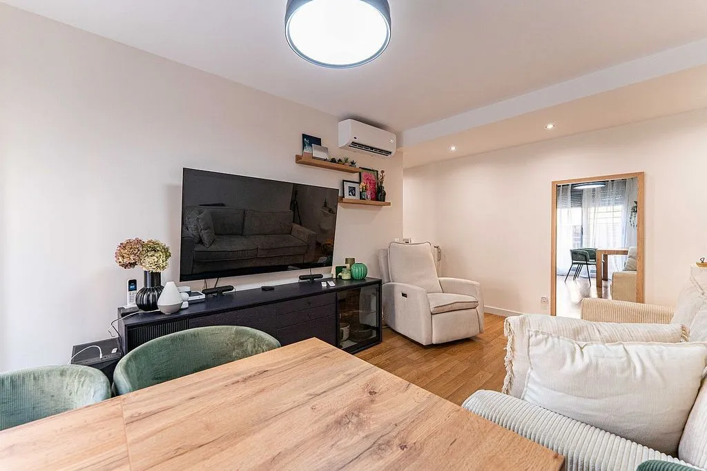 Elutuba - Ground Floor Flat with Terrace in Navalcarnero