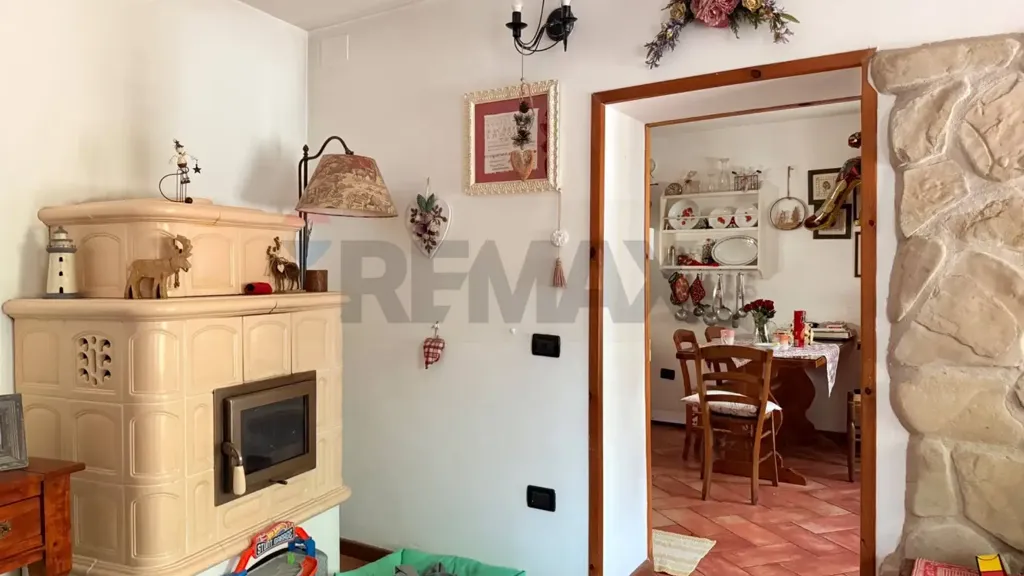 Séjour - Rustic Villa with Garden in Fonzaso