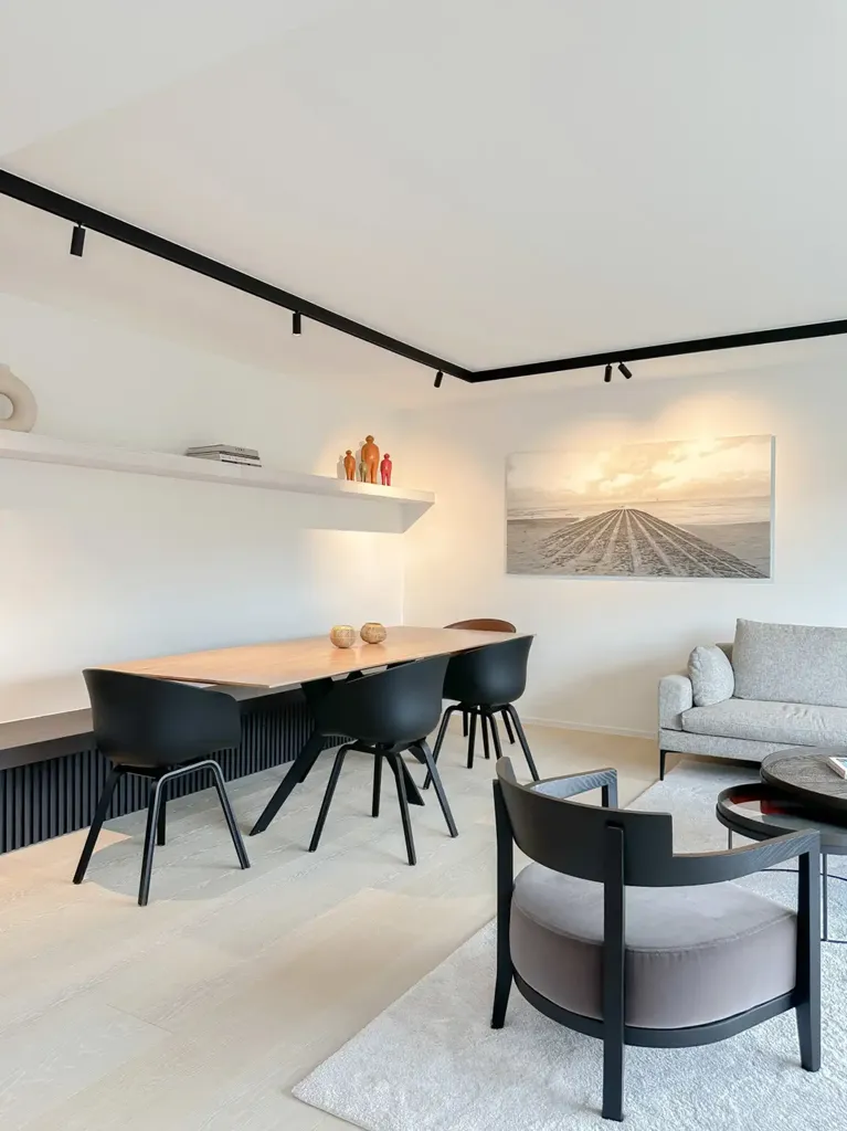Dining Room - Refined Duplex in Prominent Villa Residence, Zoute