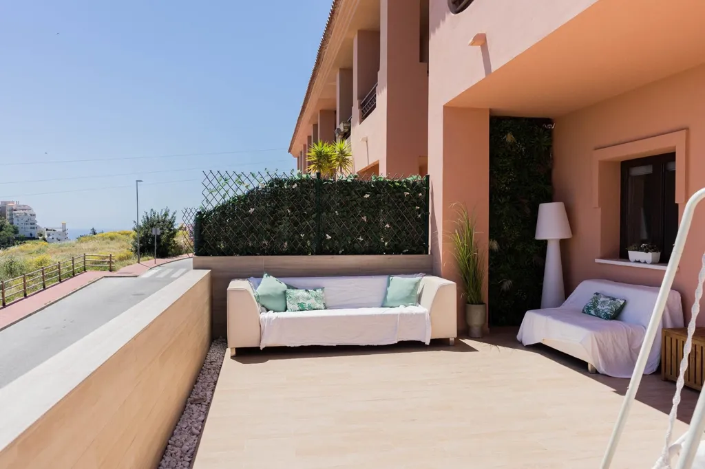 Terrasse - Corner Chalet with Sea View in Benalmádena