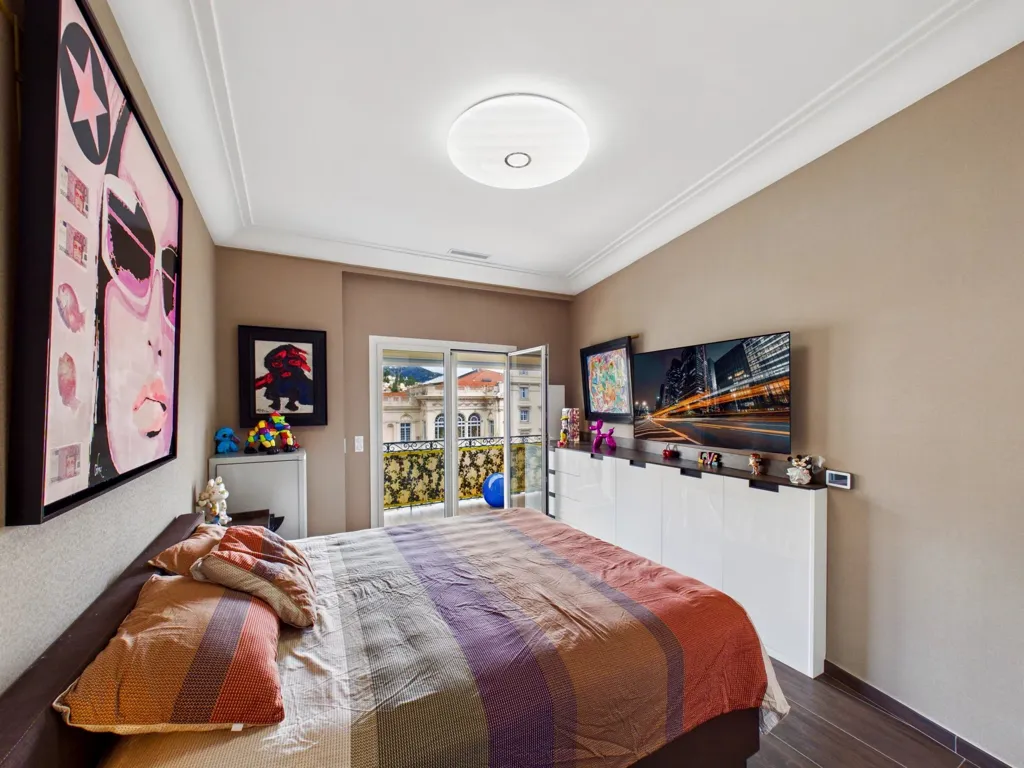 Chambres - Appartement Luxueux avec Balcons à Menton