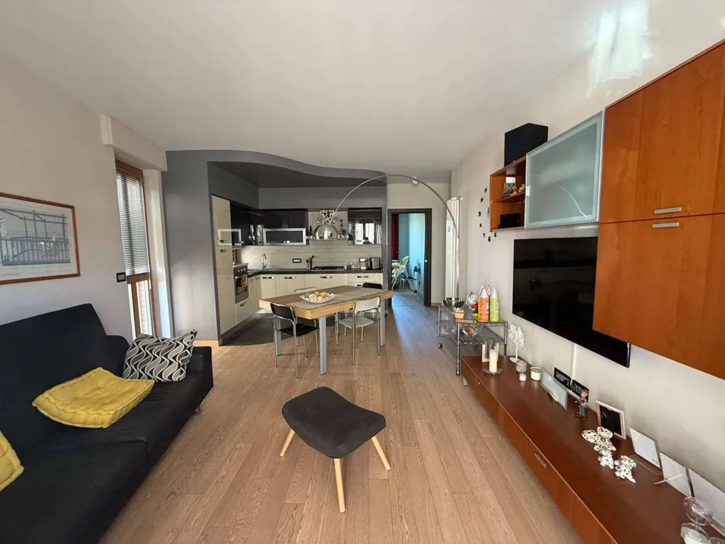 Soggiorno - Rear Corner Flat with Balcony in Cuneo