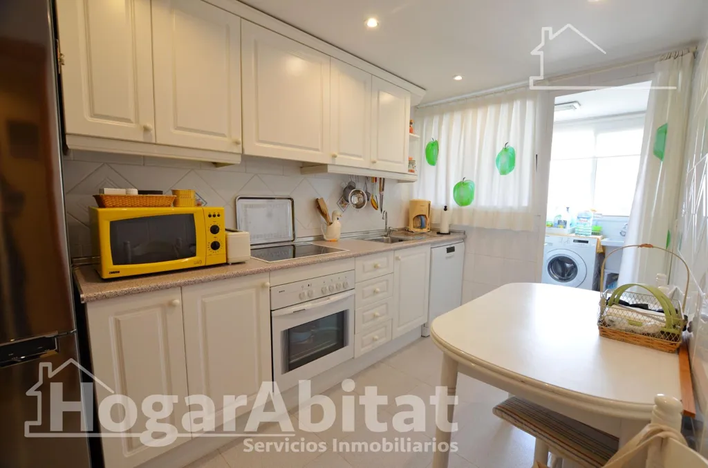 Cuisine - Luxury Penthouse with Sea View in Alicante