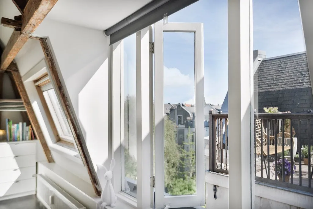 Balcon - Loft-Style Apartment with High Ceilings in De Pijp