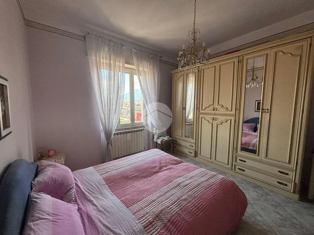 Chambres - 3-Bedroom Apartment with Balcony in Naples