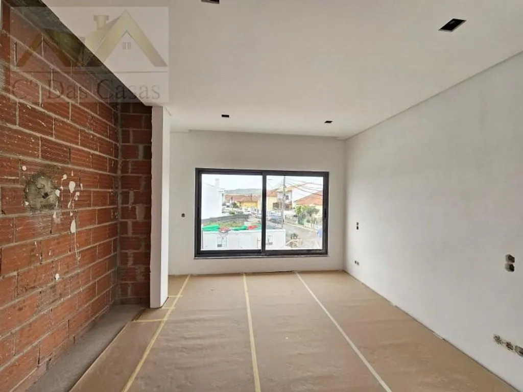 Pièces - Luxury Semidetached House with Pool in Loures