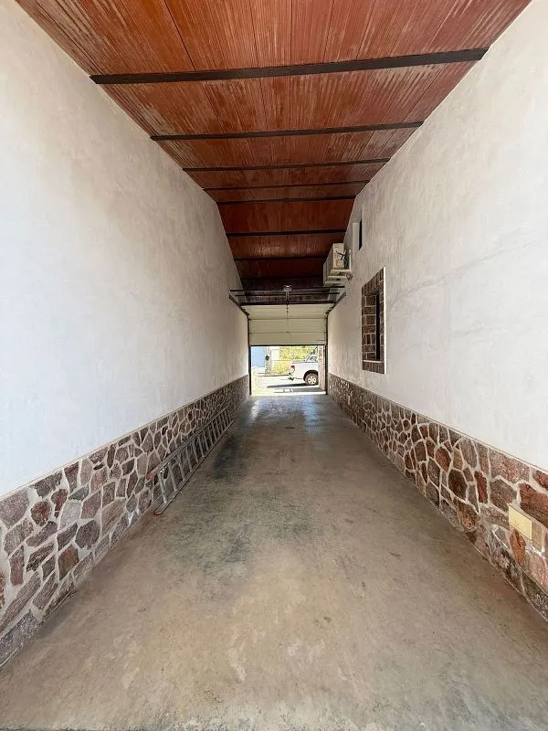 garage