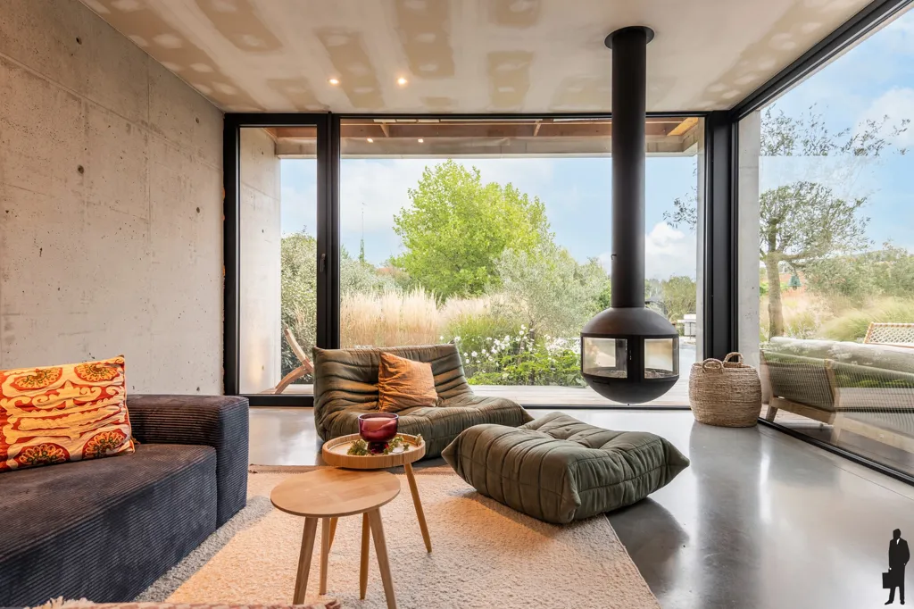 Elutuba - Architect's Villa with Infinity Pool in Olmen