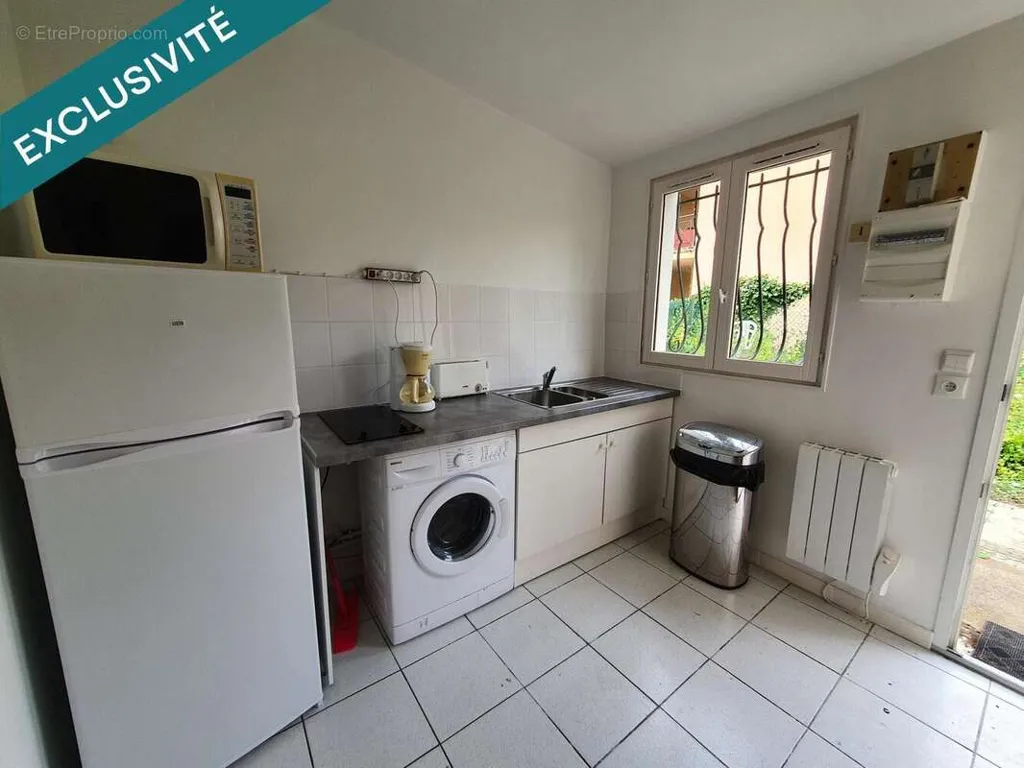 Cucina - Apartment with Private Garden in Saint-Leu-La-Forêt