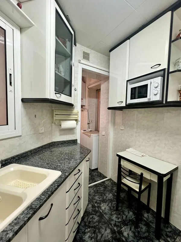 Cuisine - Apartment with Balcony in Les Corts