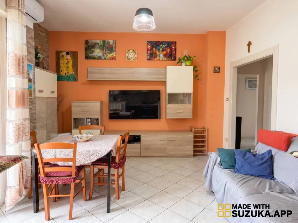 Séjour - Apartment with Balcony in Pesaro