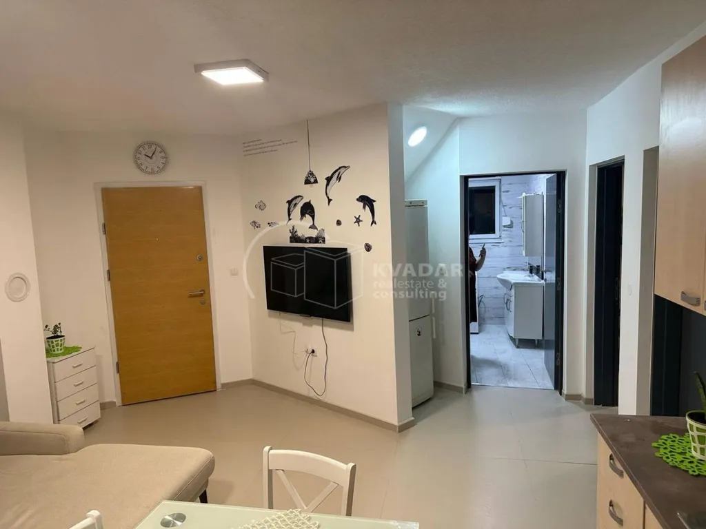 Elutuba - 3-Bedroom Apartment with Solar Panels in Dubrava