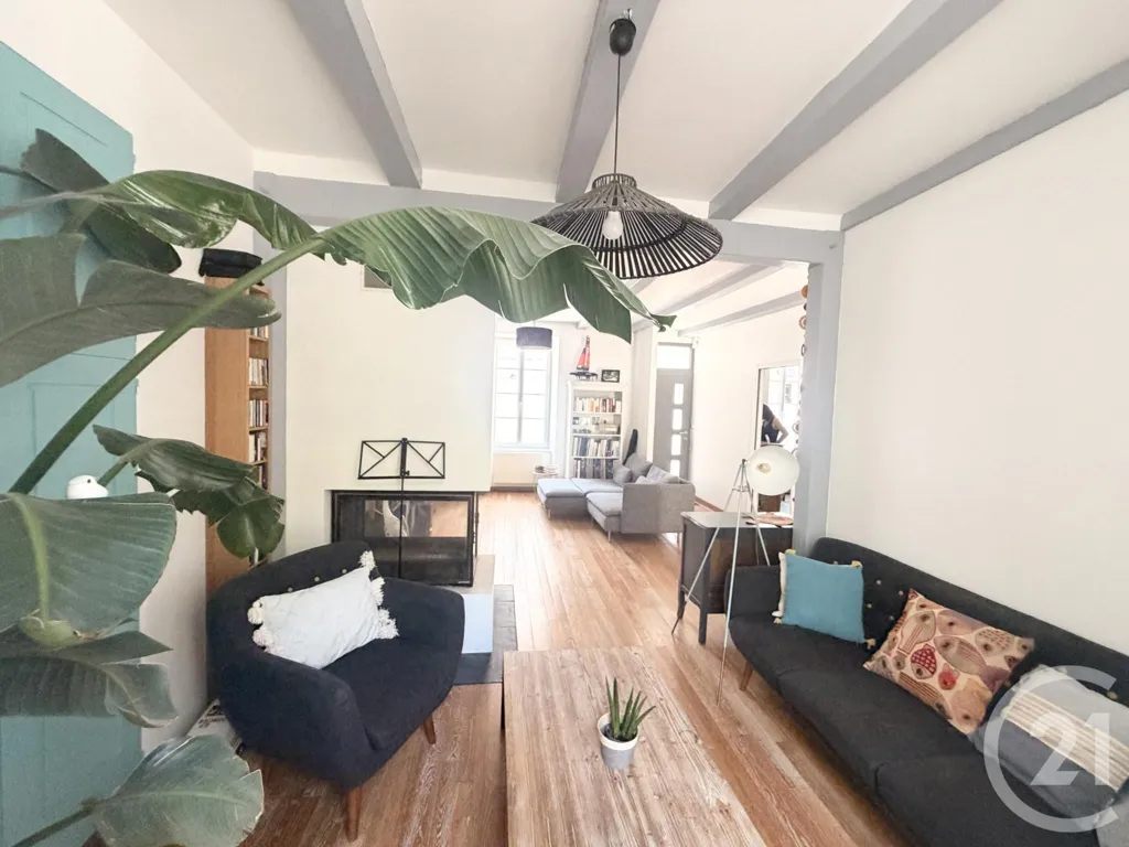 Soggiorno - Charming Townhouse with Courtyard in Pornic