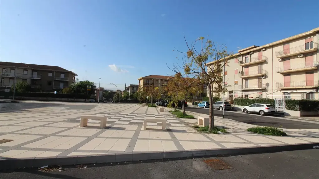 Apartment with Balcony in Carlentini
