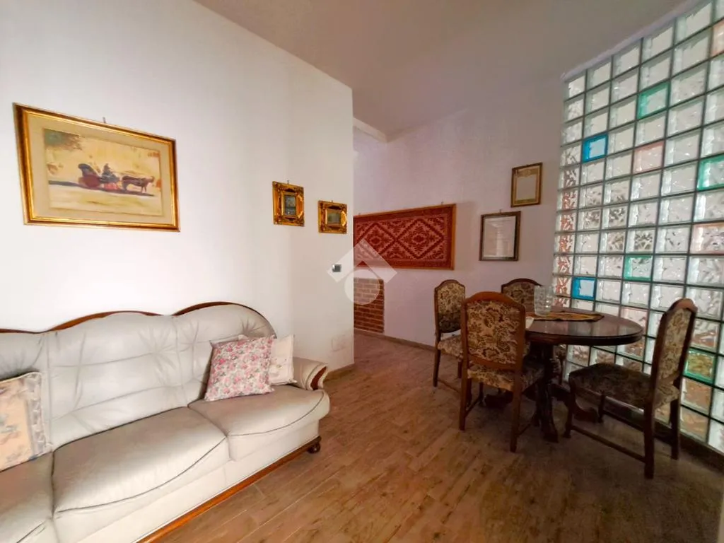 Séjour - Ground Floor Apartment with Private Courtyard in Usini