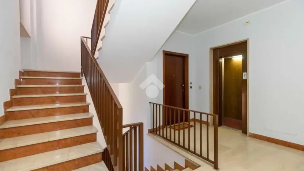 Stanze - Spacious Apartment with Balcony in Rosta