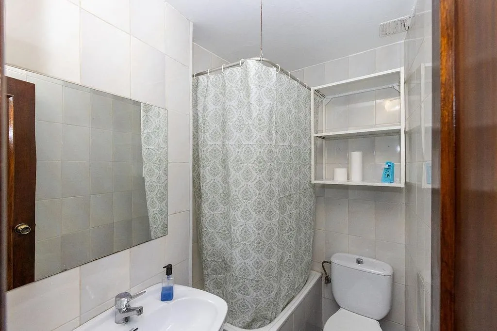 Salles de bain - 1-Bedroom Flat with Balcony in Albaicín