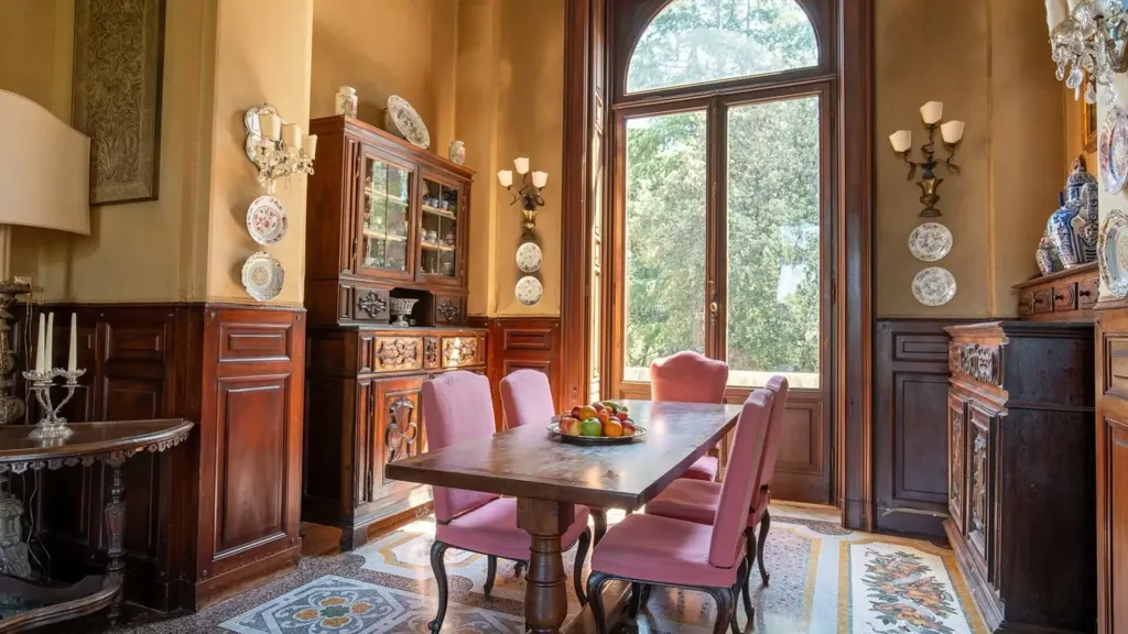 Salle à manger - Noble Apartment with Private Chapel in Genoa